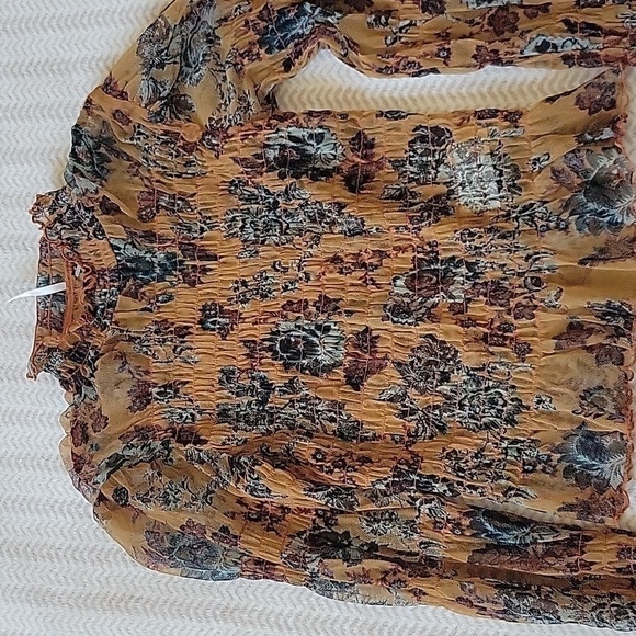 Free PEOPLE Hello There Sheer Top XS - Picture 3 of 9